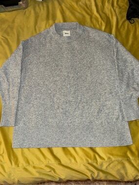 aerie Heather Light Gray Crewneck Sweater